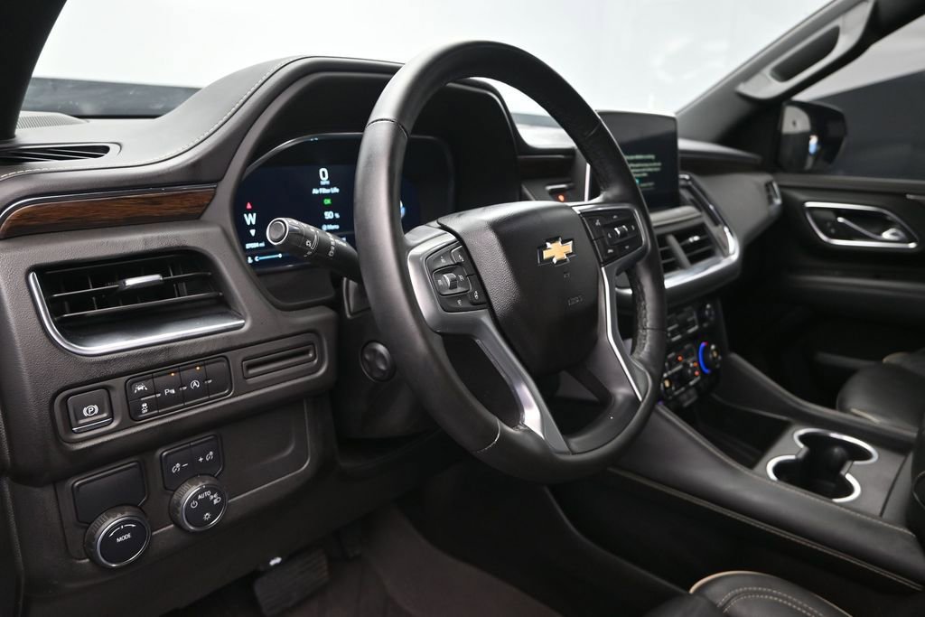 Used 2024 Chevrolet Tahoe Premier RWD image 12