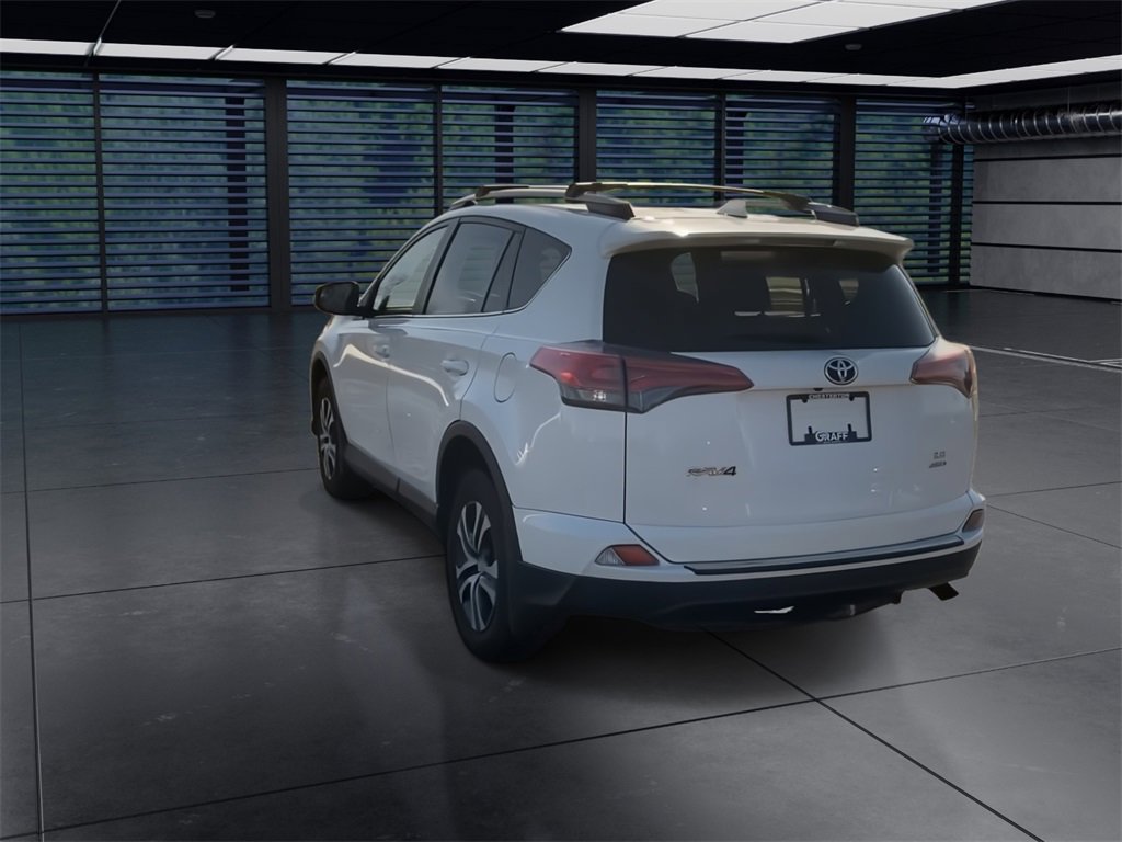 Used 2017 Toyota RAV4 LE image 8