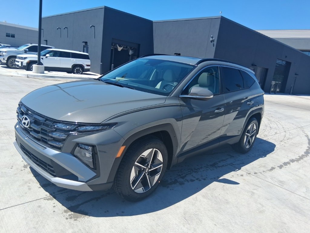 New 2025 Hyundai Tucson SEL image 1