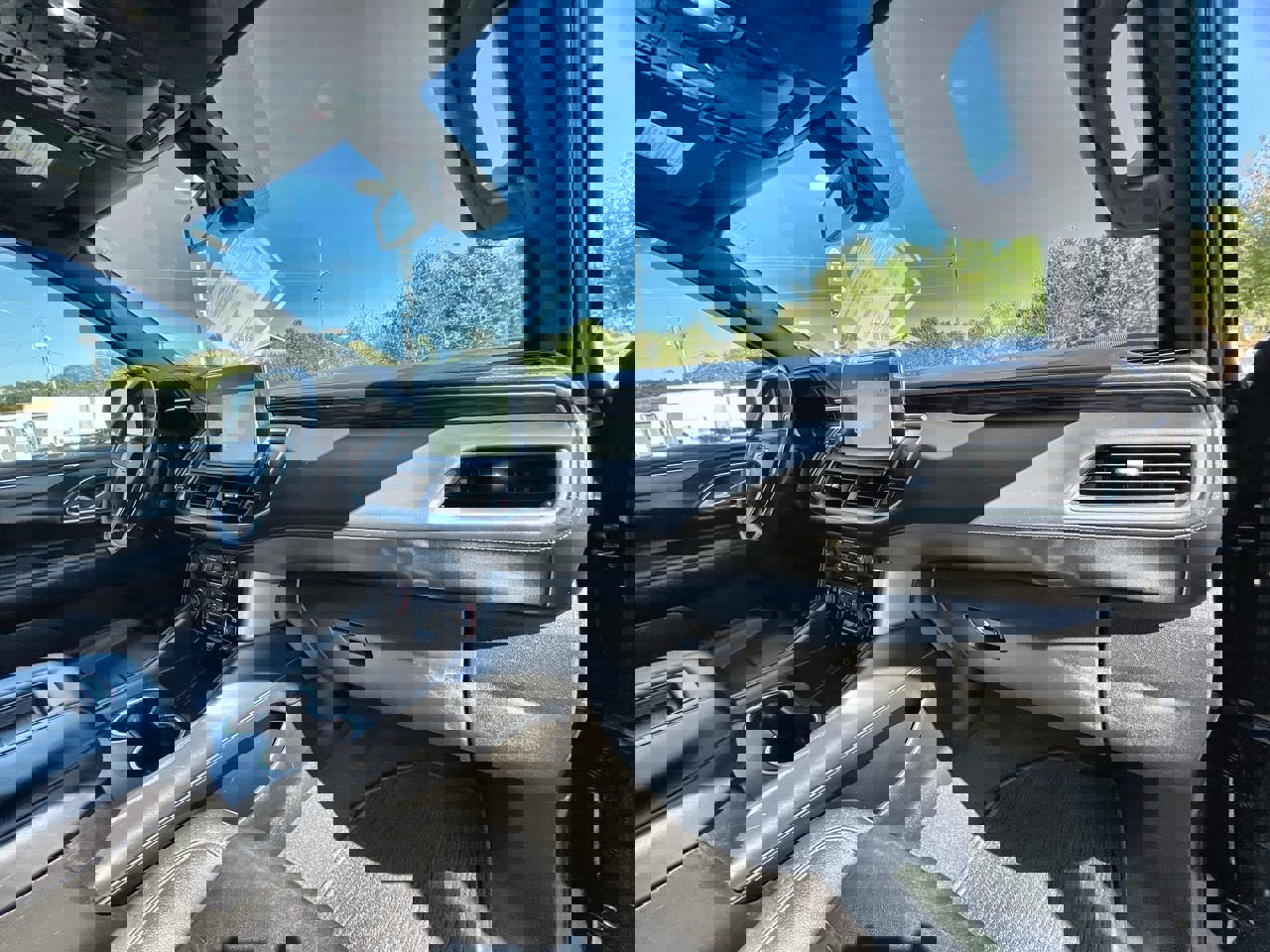 Used 2022 Chevrolet Suburban LT image 29