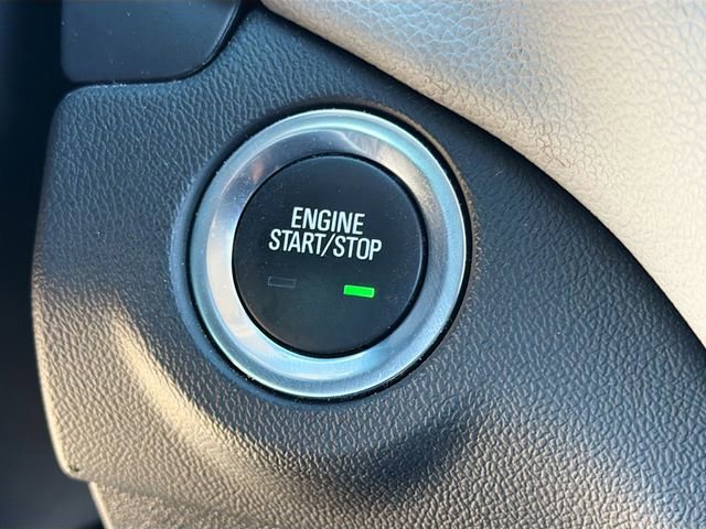 Used 2020 Chevrolet Equinox LS image 31