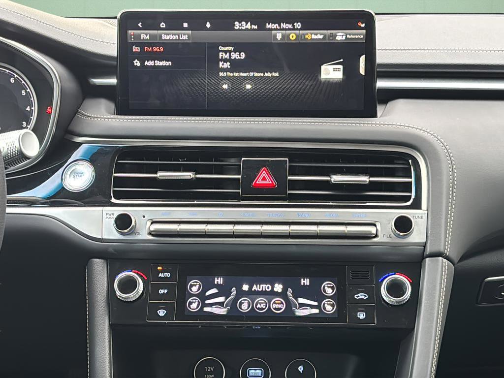 Certified 2026 Genesis G70 2.5T Prestige image 22