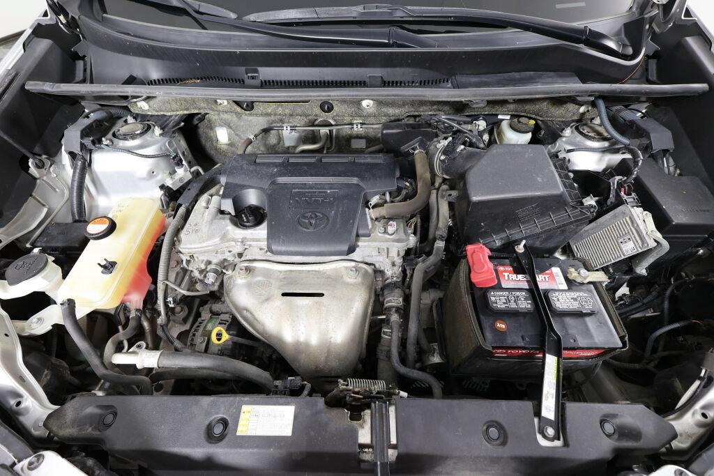 Used 2015 Toyota RAV4 LE AWD/4WD image 39