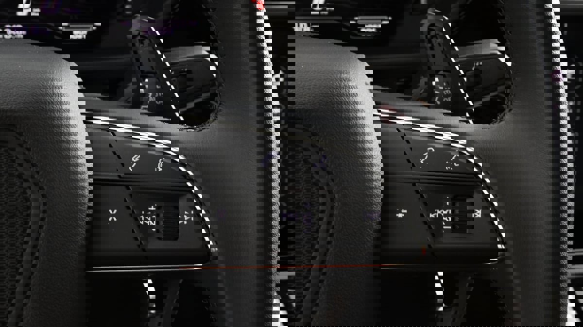 Used 2022 Lamborghini Urus image 43