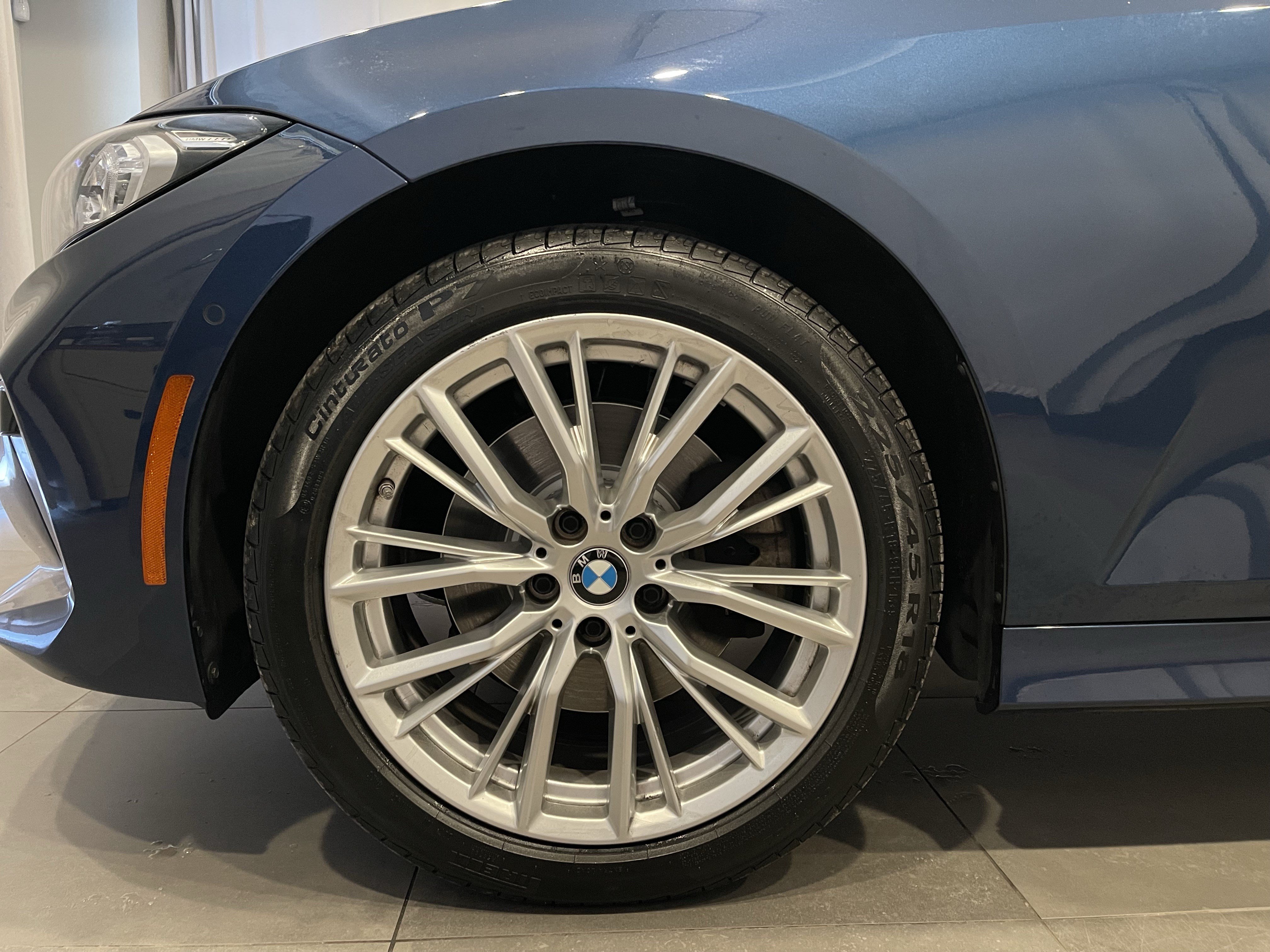 Certified 2023 BMW 330i xDrive Sedan w/ Parking Assistance Package AWD/4WD image 7