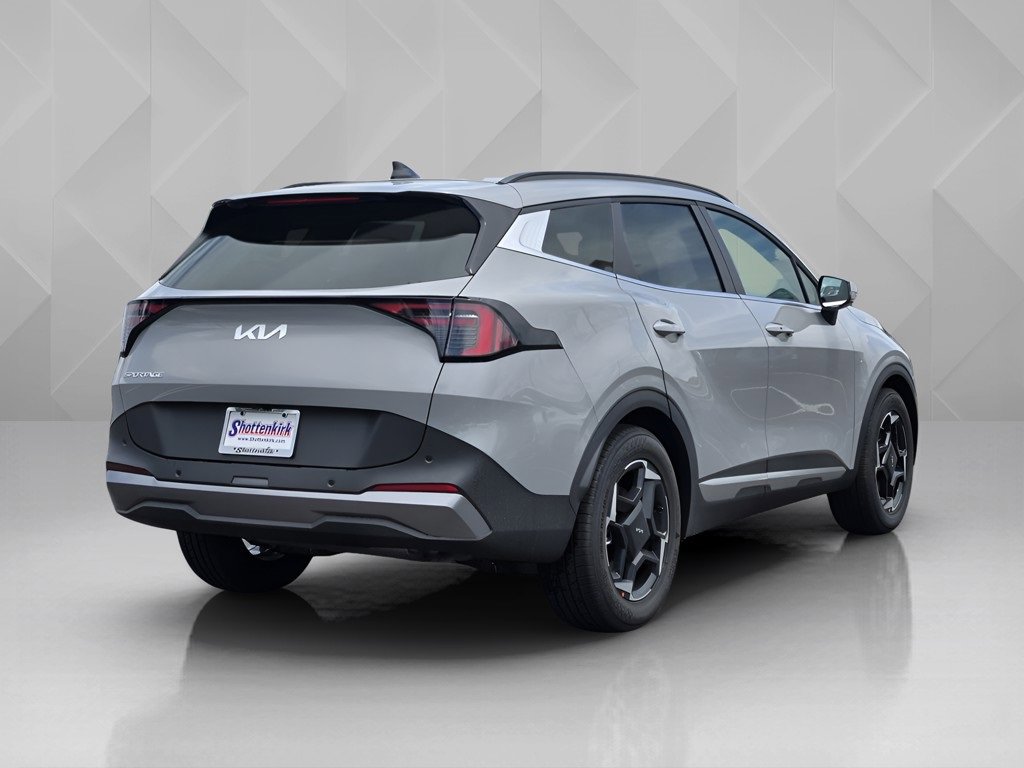 New 2026 Kia Sportage EX w/ EX Panorama Roof Package image 4