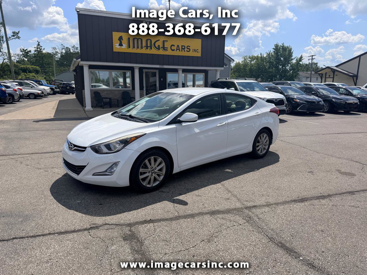 Used 2015 Hyundai Elantra SE w/ Option Group 02 FWD image 1