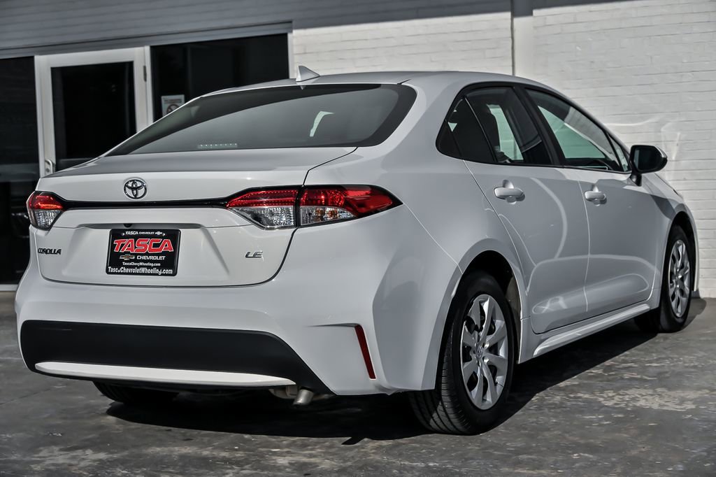 Used 2022 Toyota Corolla LE FWD image 11
