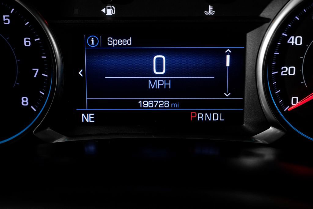 Used 2019 Chevrolet Equinox LT image 16