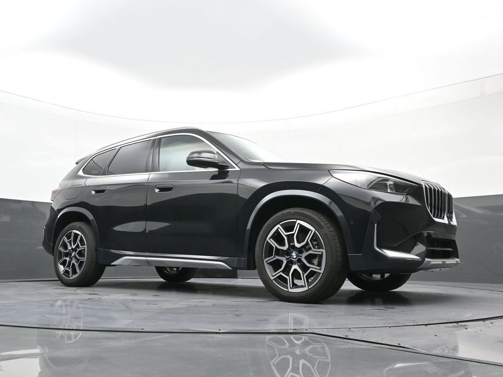 New 2025 BMW X1 xDrive28i w/ Technology Package image 22