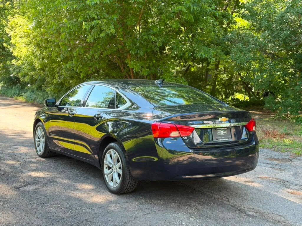 Used 2018 Chevrolet Impala LT FWD image 4