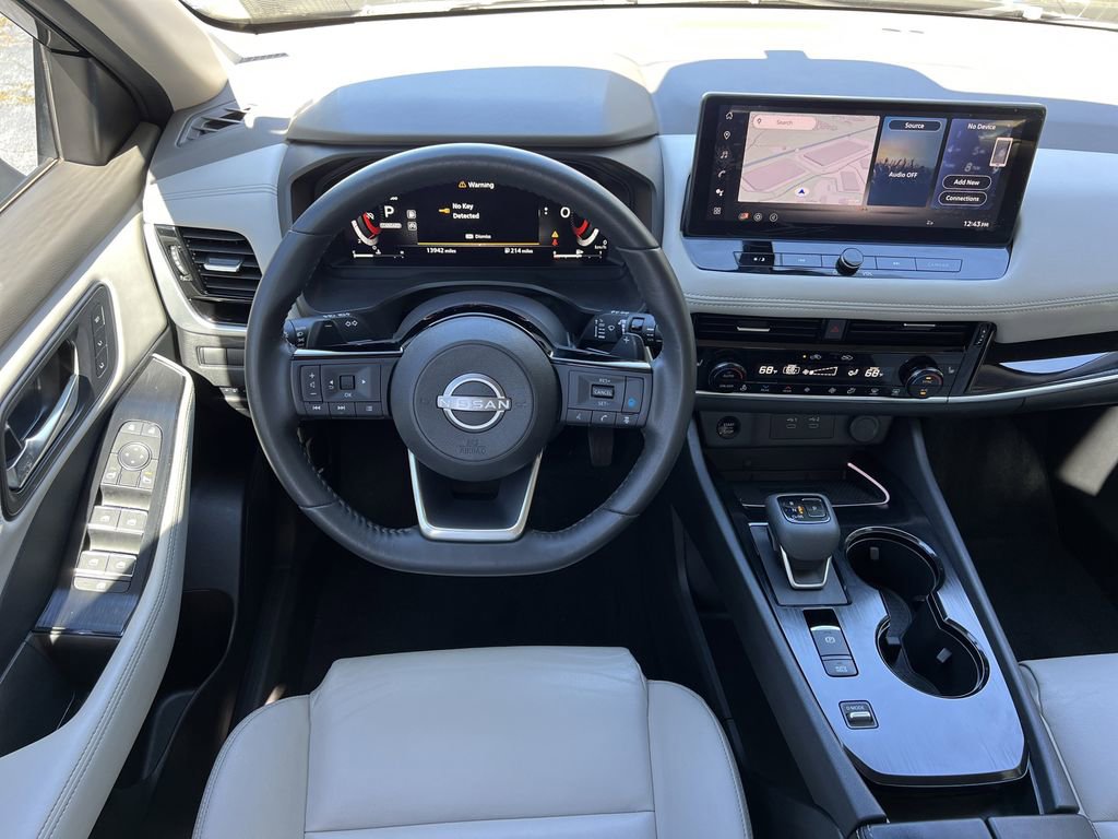 Used 2024 Nissan Rogue SL w/ SL Premium Package image 22