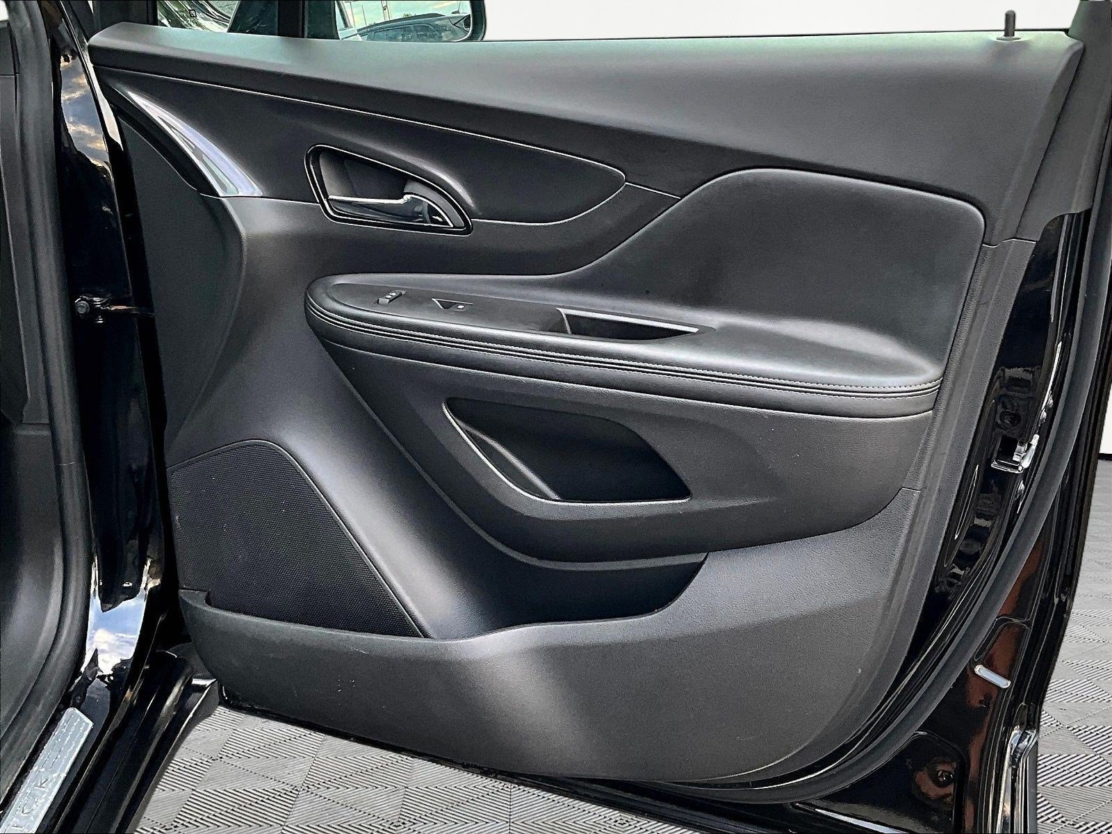 Used 2019 Buick Encore Preferred FWD image 26