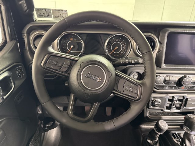 Used 2023 Jeep Wrangler Unlimited Sport AWD/4WD image 22
