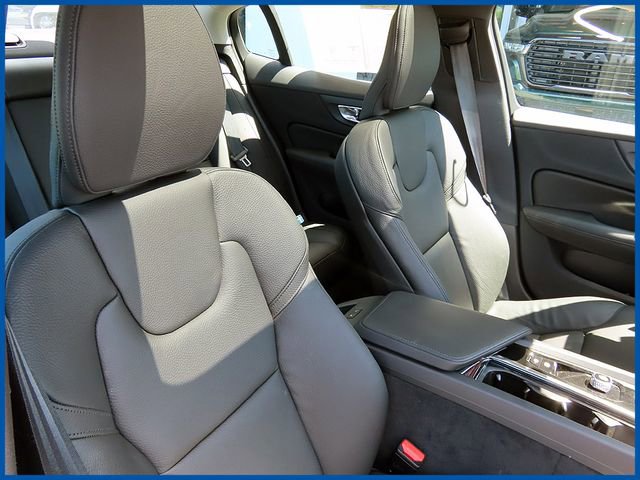 Used 2024 Volvo S60 B5 Plus w/ Climate Package FWD image 9