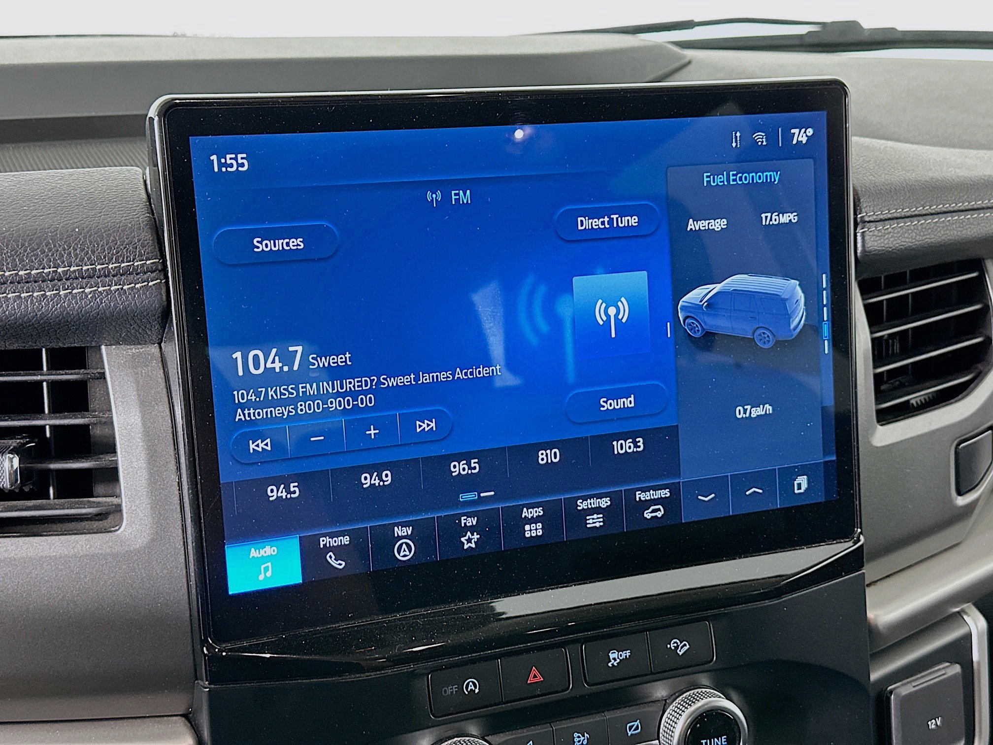 Used 2024 Ford Expedition XLT image 21