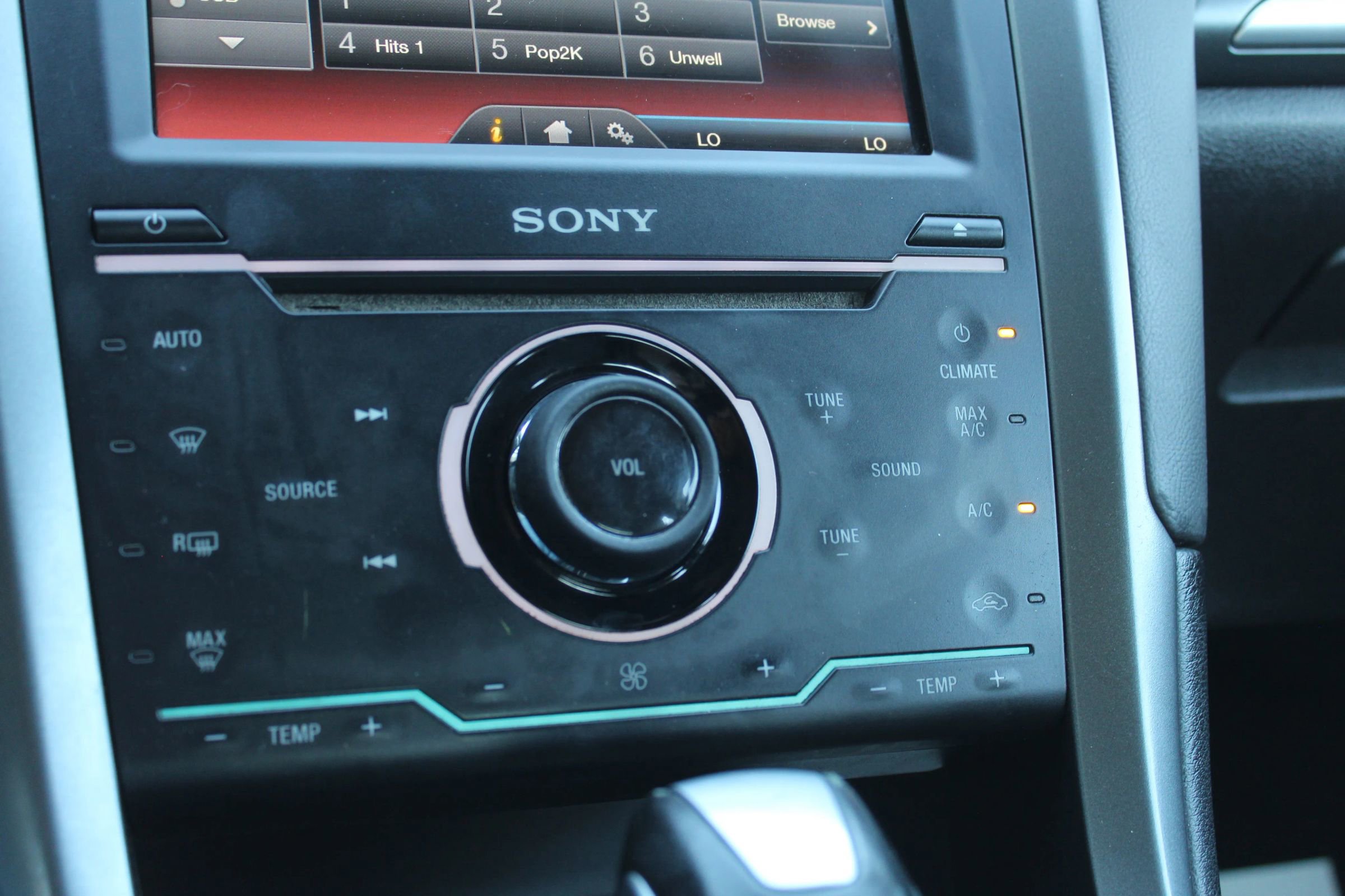 Used 2014 Ford Fusion Titanium image 30