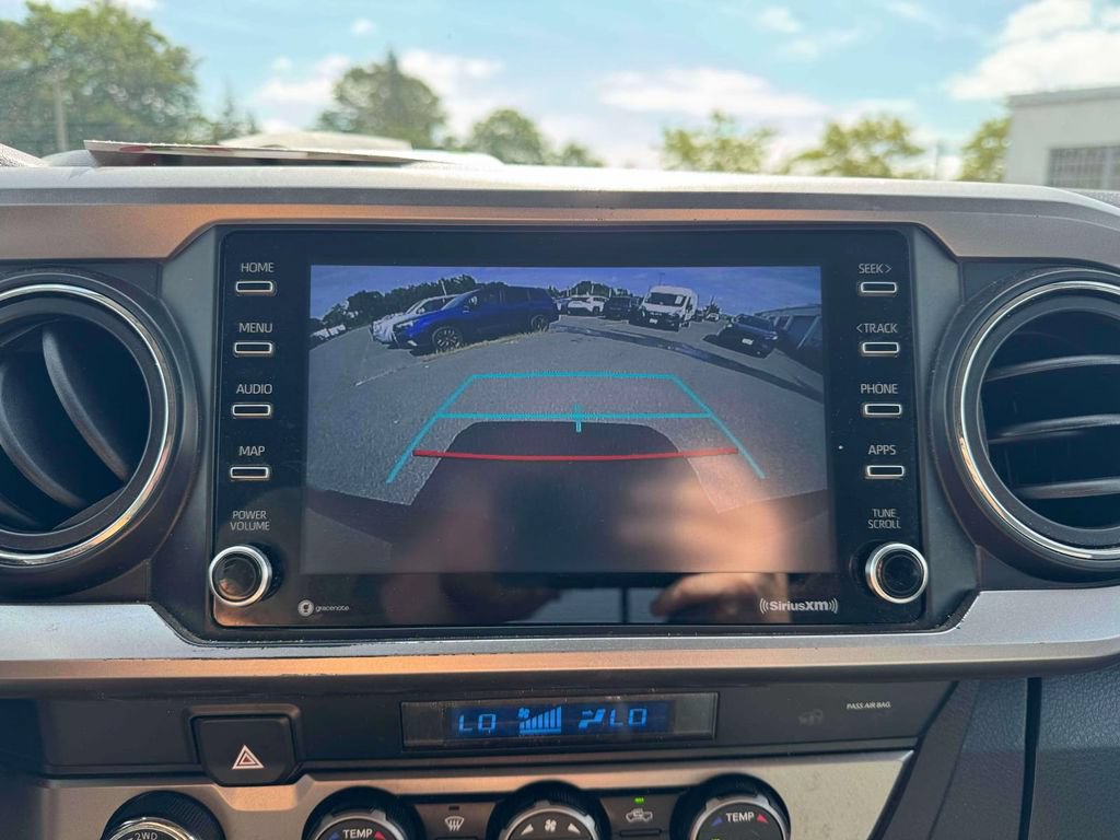 Used 2022 Toyota Tacoma SR5 AWD/4WD image 29