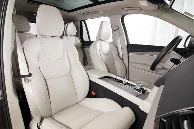 Used 2024 Volvo XC90 T8 Ultimate w/ Protection Package Premier AWD/4WD image 20