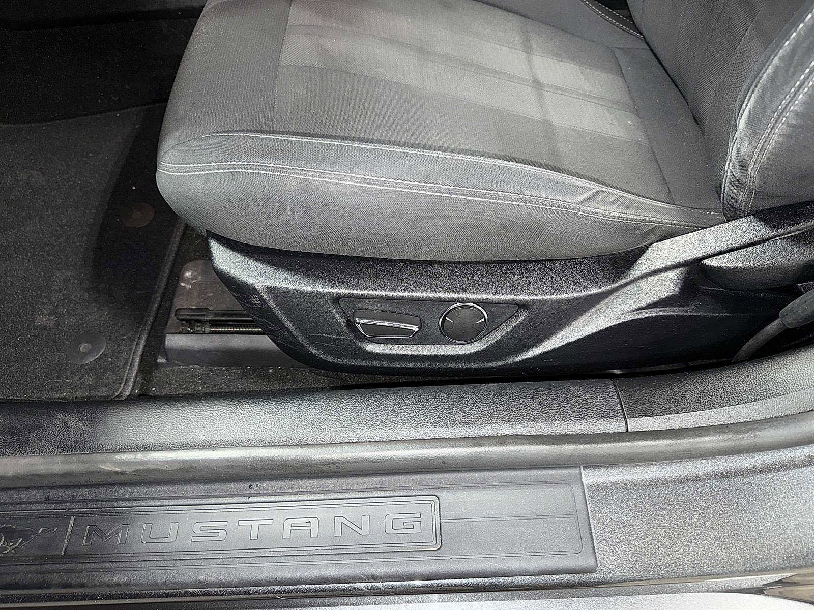 Used 2019 Ford Mustang EcoBoost w/ Equipment Group 101A image 23