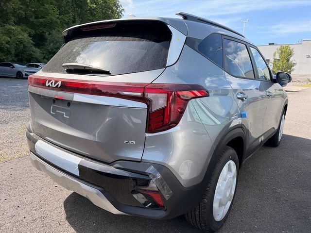 New 2026 Kia Seltos S AWD/4WD image 16
