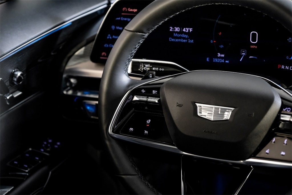 Used 2024 Cadillac Lyriq Luxury w/ LPO, Floor Liner Package image 16