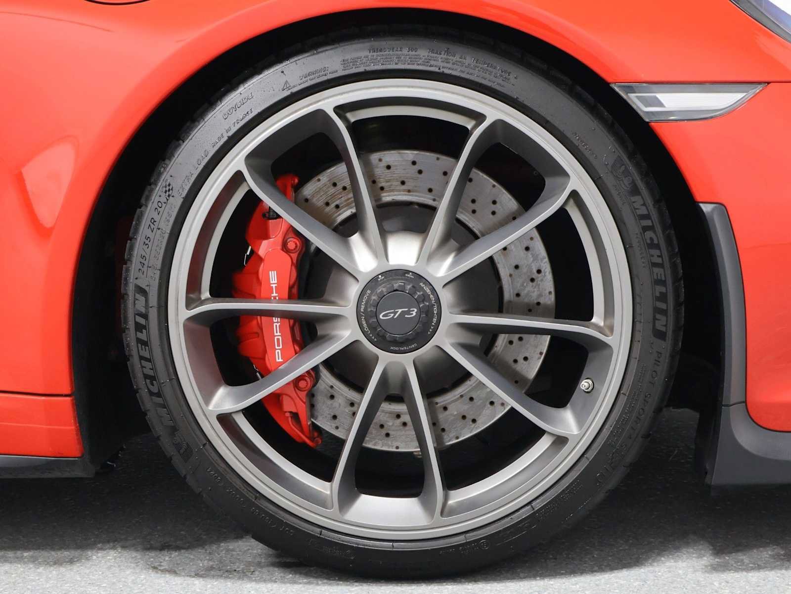 Used 2015 Porsche 911 GT3 RWD image 12