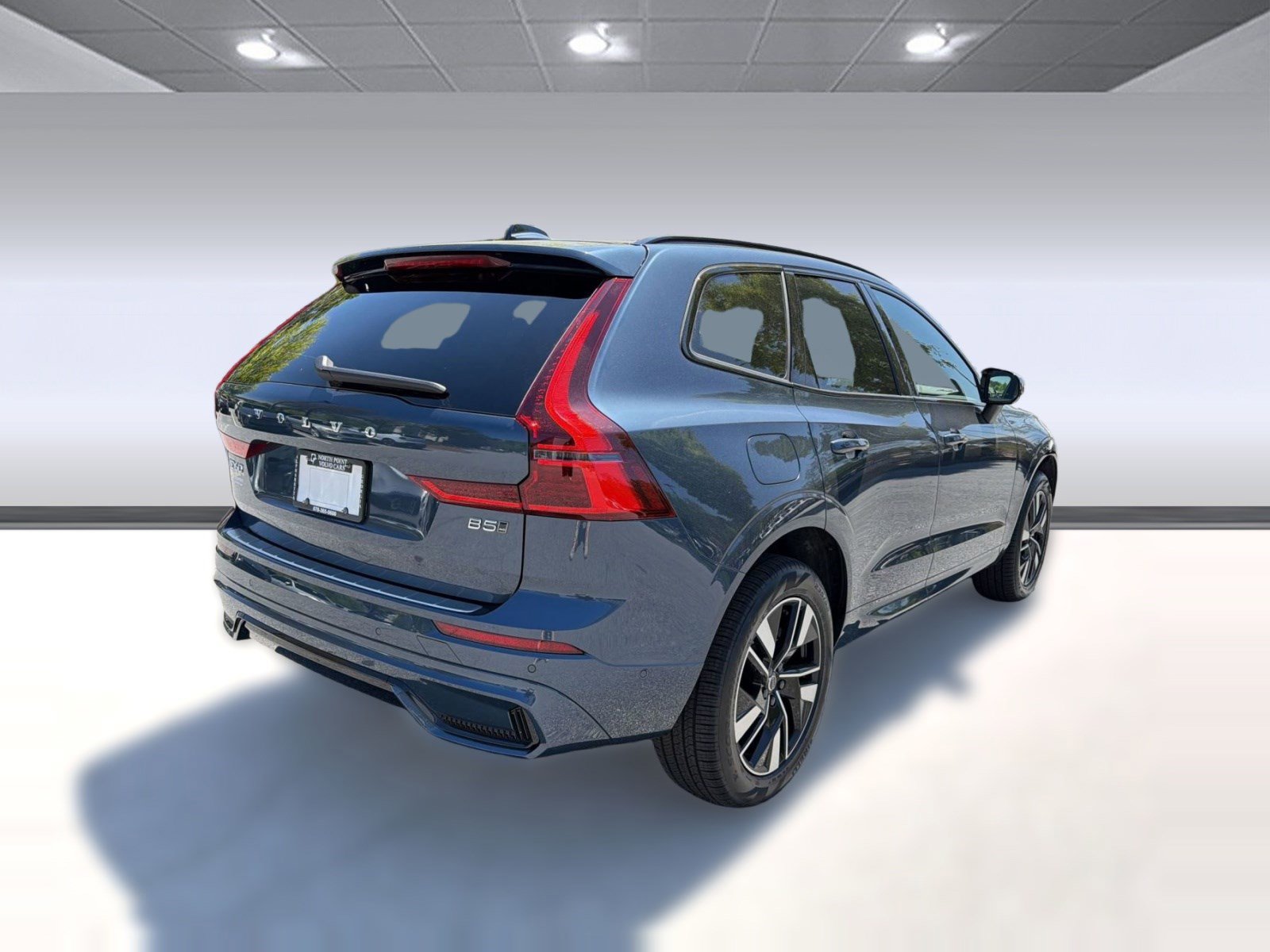 New 2026 Volvo XC60 B5 Plus w/ Climate Package AWD/4WD image 9