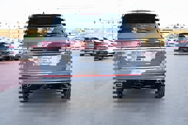 New 2026 Volkswagen Atlas SEL Premium R-Line image 5