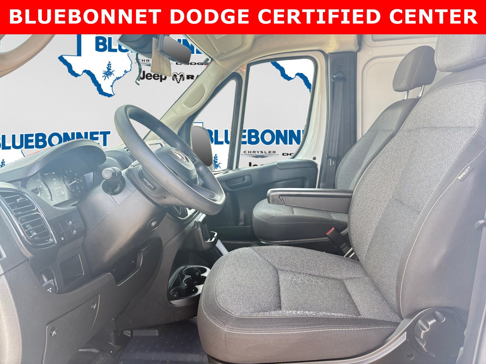 Used 2025 RAM ProMaster 2500 w/ Safety Group FWD image 11