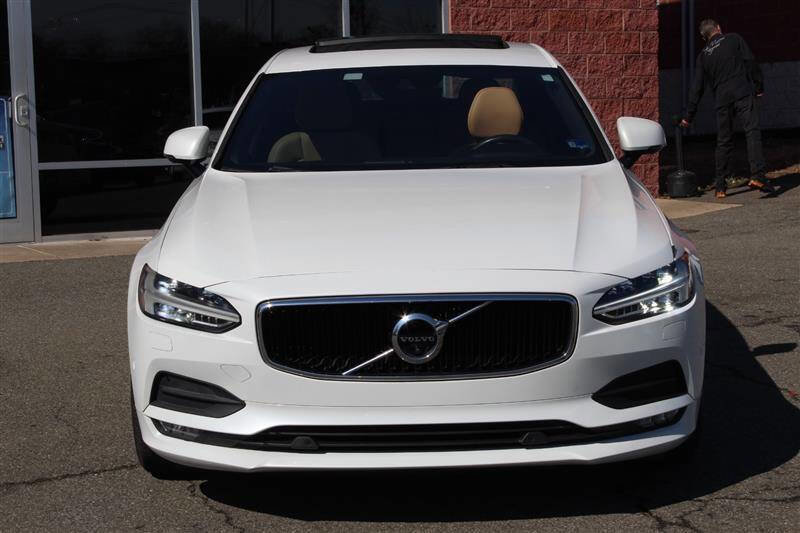 Used 2018 Volvo S90 T5 Momentum w/ Convenience Package image 7