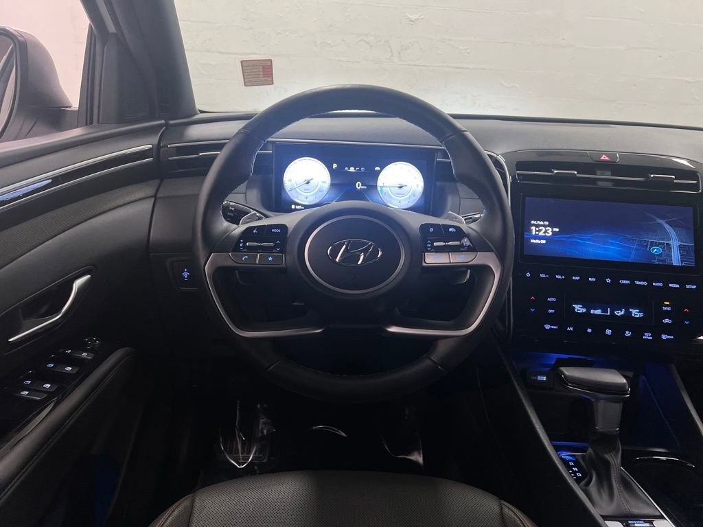 Used 2022 Hyundai Santa Cruz Limited image 16