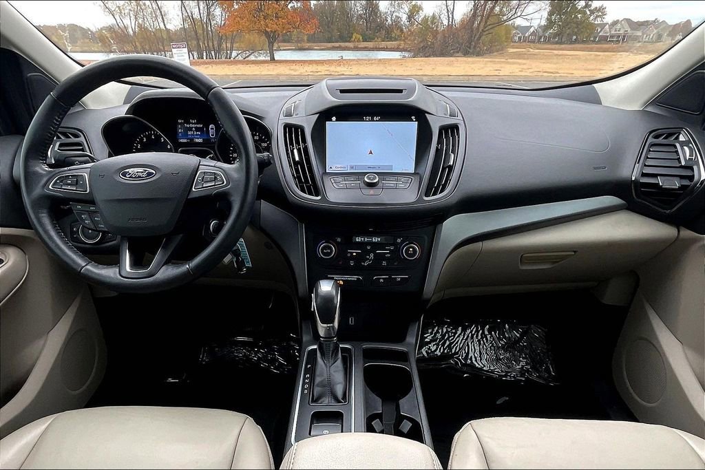 Used 2018 Ford Escape SEL image 12