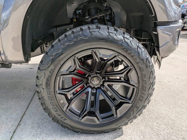 New 2025 Ford F150 XLT w/ Equipment Group 303A High image 11