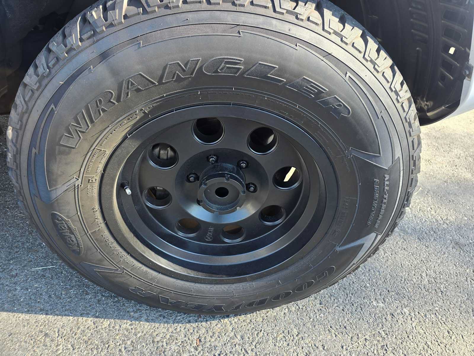 Used 2016 Toyota 4Runner Trail AWD/4WD image 9