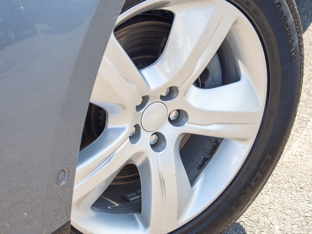 Used 2021 Land Rover Range Rover Velar S AWD/4WD image 9