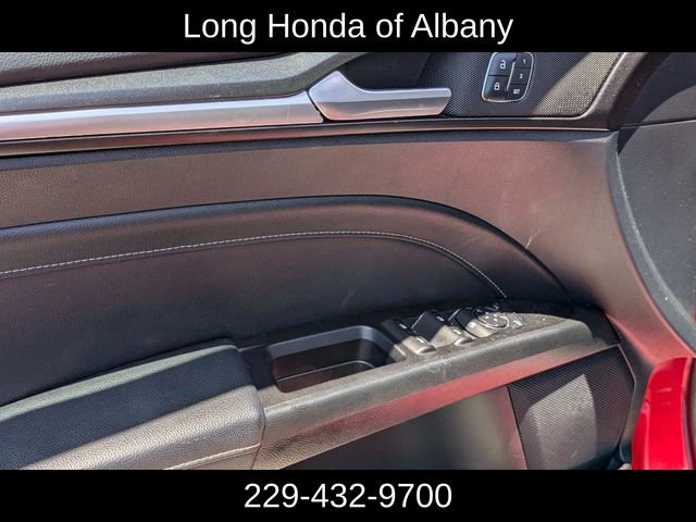 Used 2017 Ford Fusion Titanium FWD image 12