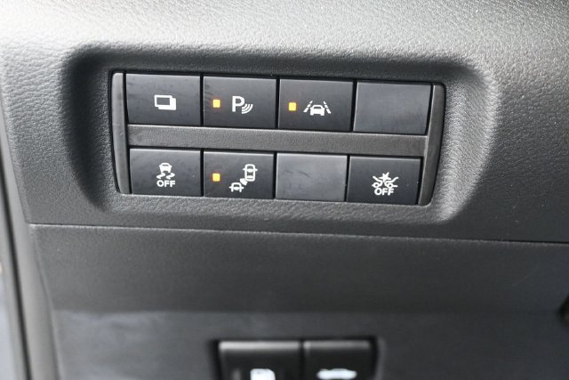 Used 2025 Nissan Kicks Play S FWD image 14