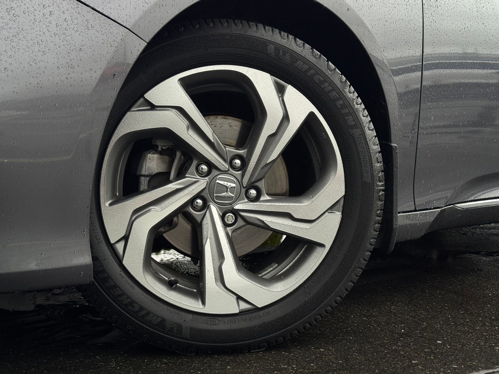 Certified 2018 Honda Accord EX image 29