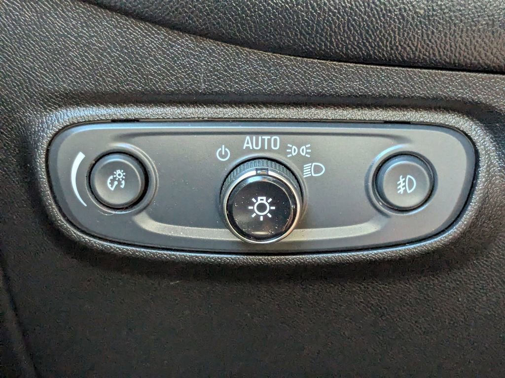 Used 2019 Chevrolet Equinox Premier image 38