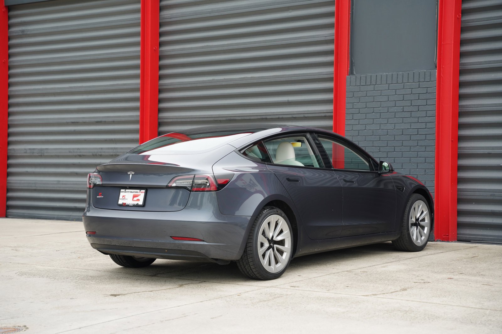 Used 2023 Tesla Model 3 Standard Range RWD image 4
