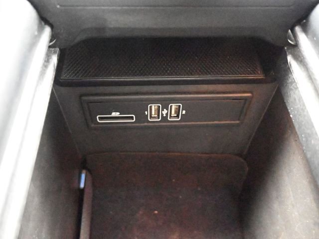 Used 2017 Mercedes-Benz GLC 300 4MATIC Coupe image 9