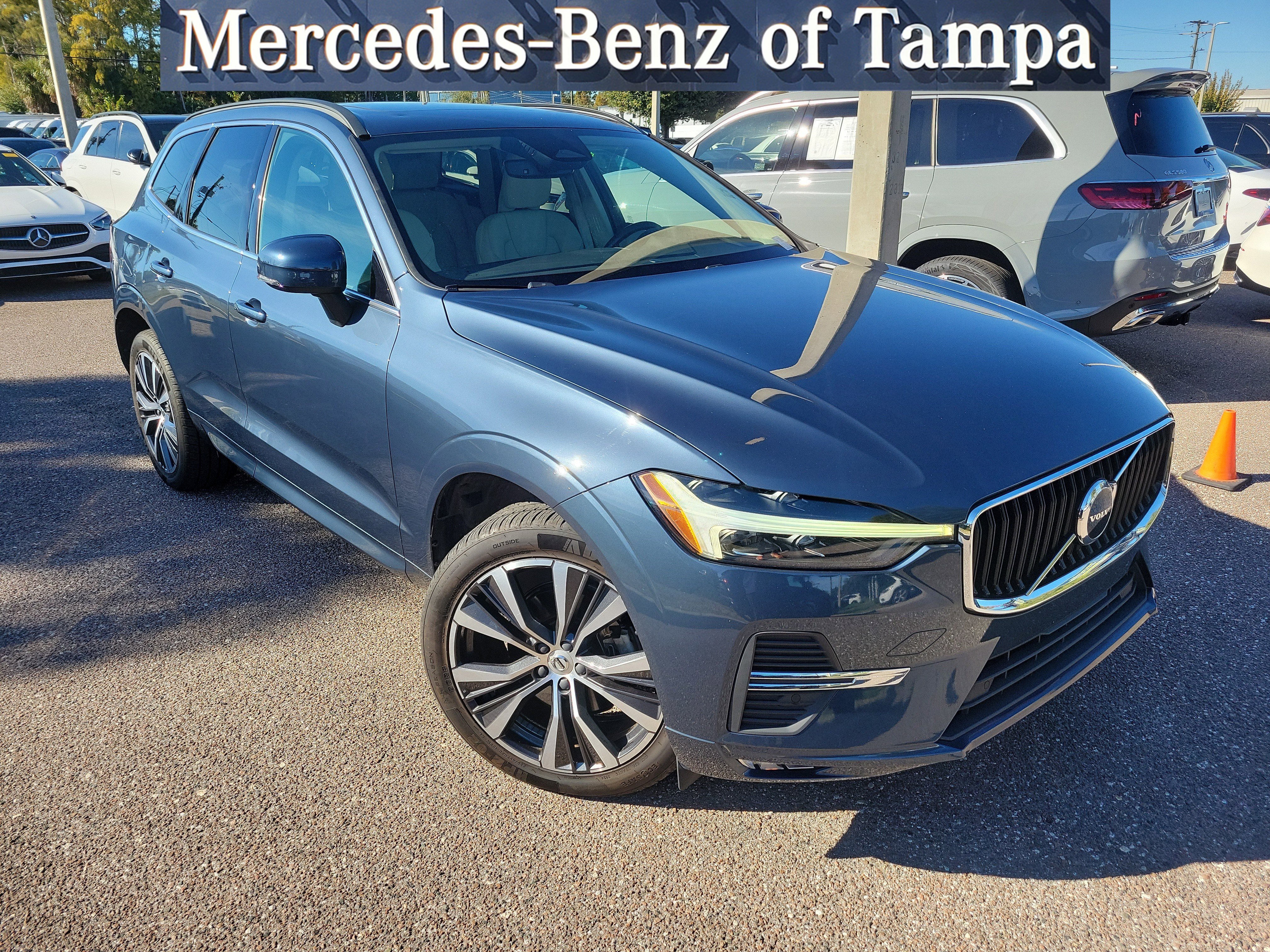 Used 2022 Volvo XC60 B5 Momentum w/ Protection Package Premier