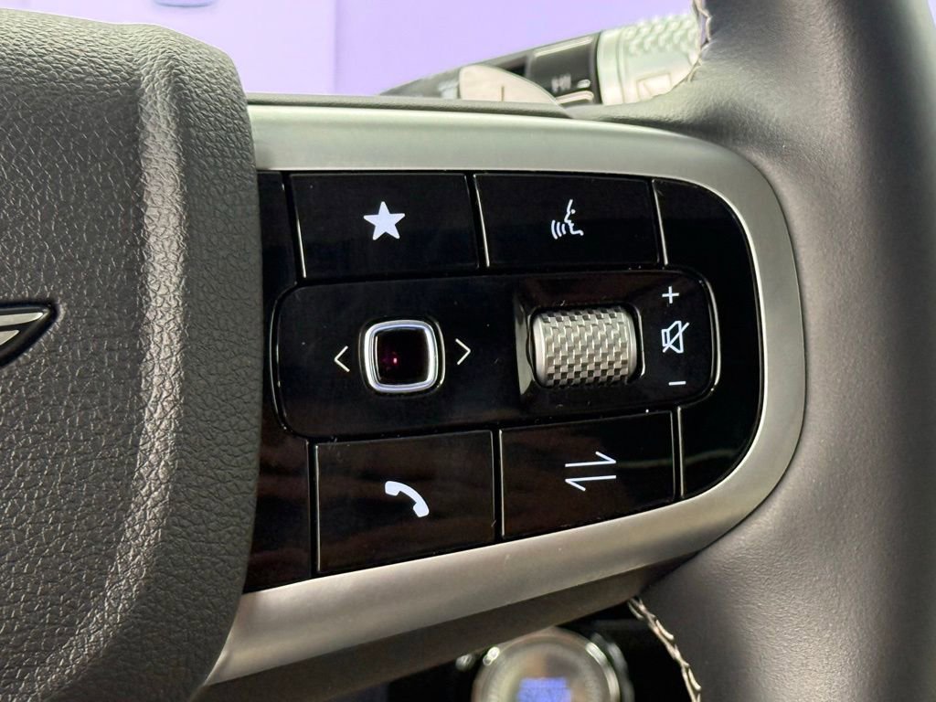 Used 2026 Genesis GV70 2.5T Select image 22