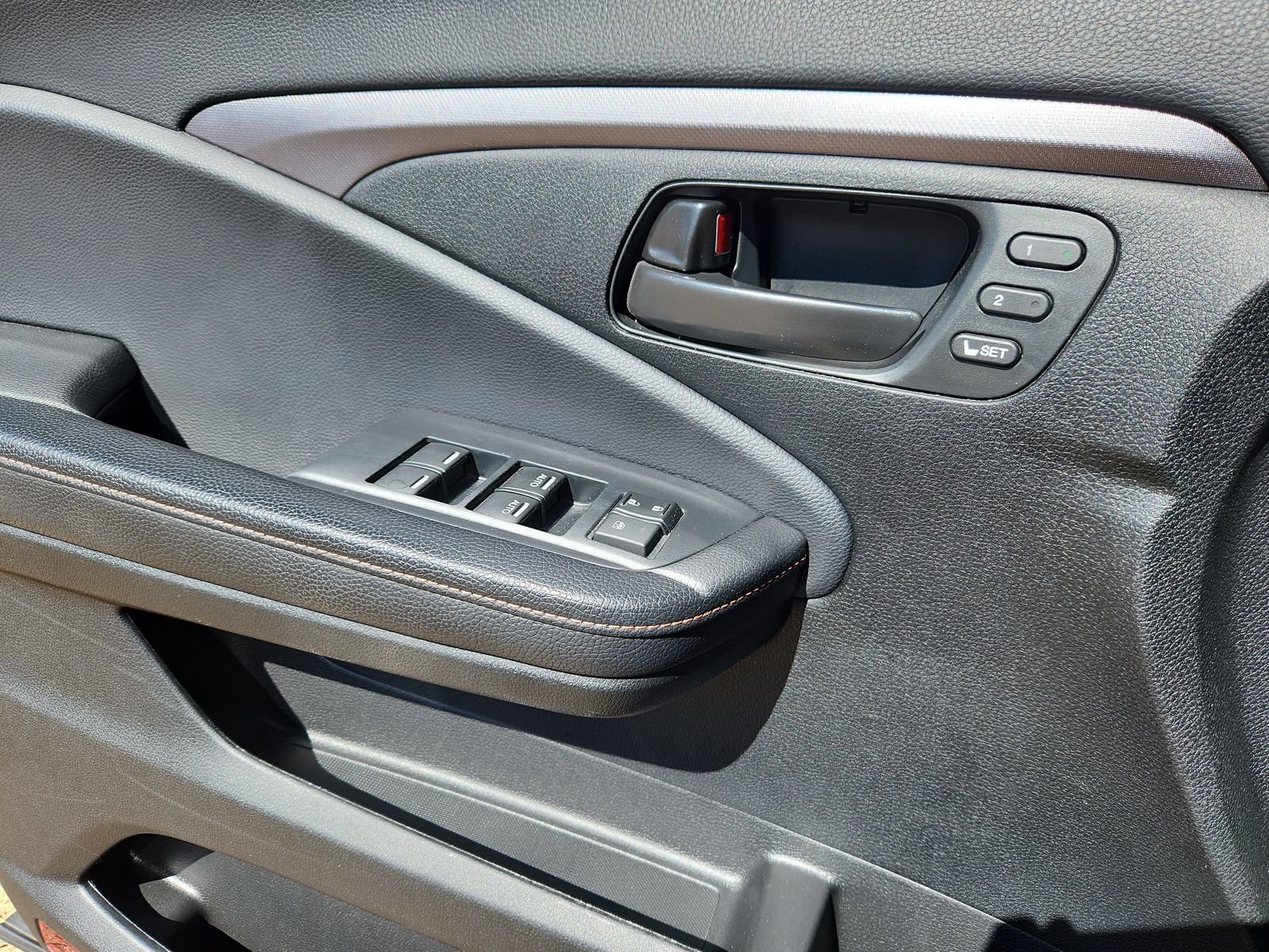 Used 2022 Honda Pilot TrailSport image 9