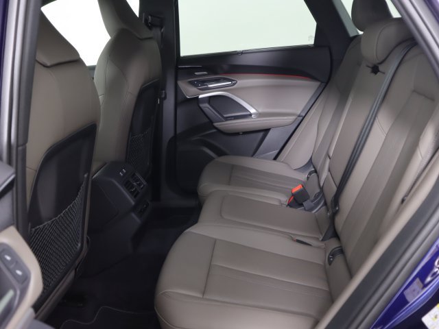 Certified 2025 Audi Q5 Premium w/ Premium Plus AWD/4WD image 15