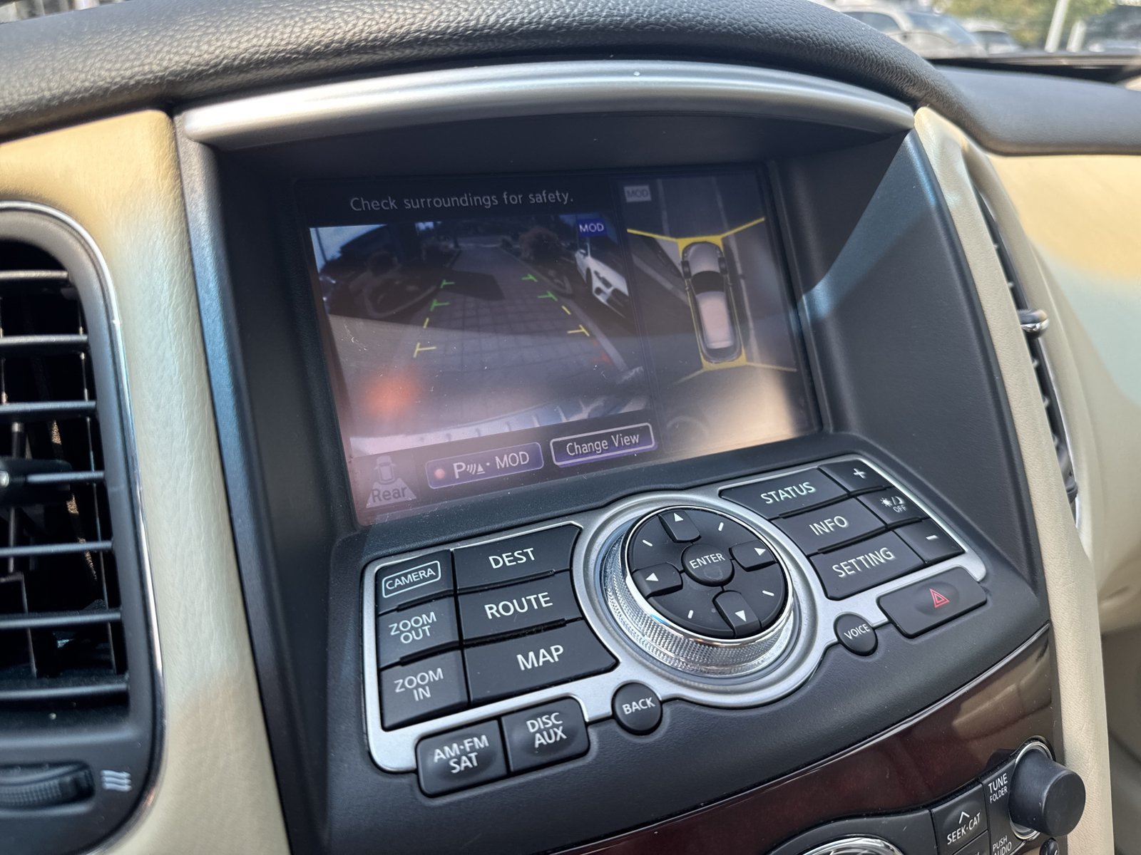 Used 2017 INFINITI QX50 AWD w/ Premium Plus Package image 19
