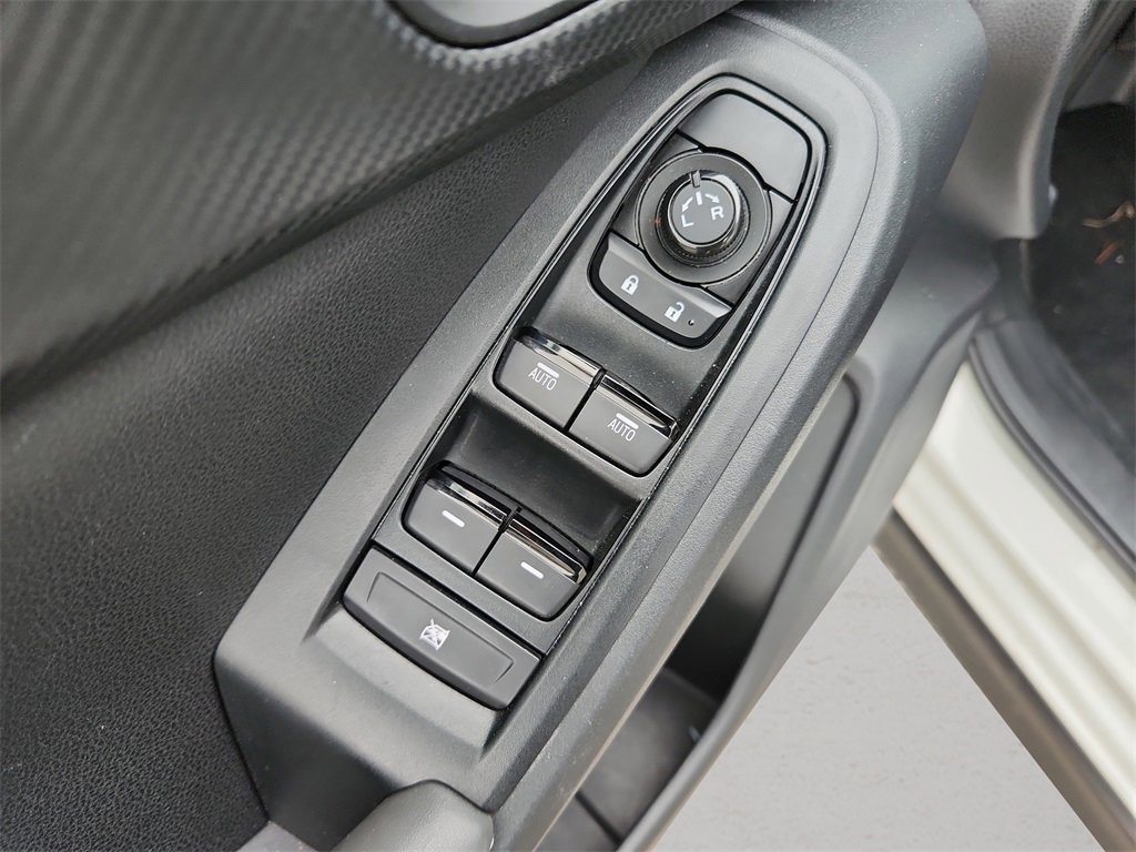 Used 2024 Subaru Crosstrek 2.0i Premium image 15