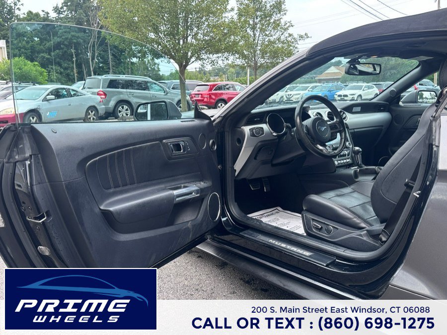 Used 2016 Ford Mustang Premium RWD image 13