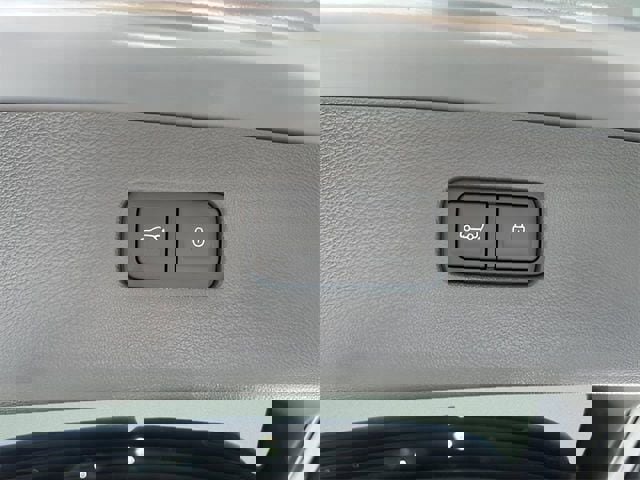 New 2025 Genesis GV80 3.5T Prestige image 18